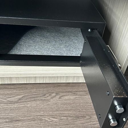 Quality Inn Лимингтон Экстерьер фото