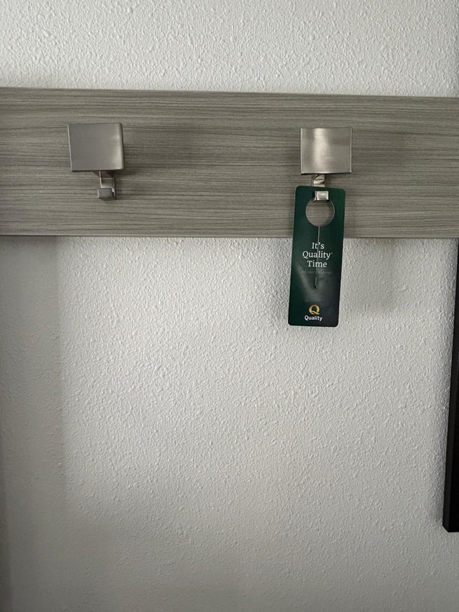 Quality Inn Лимингтон Экстерьер фото