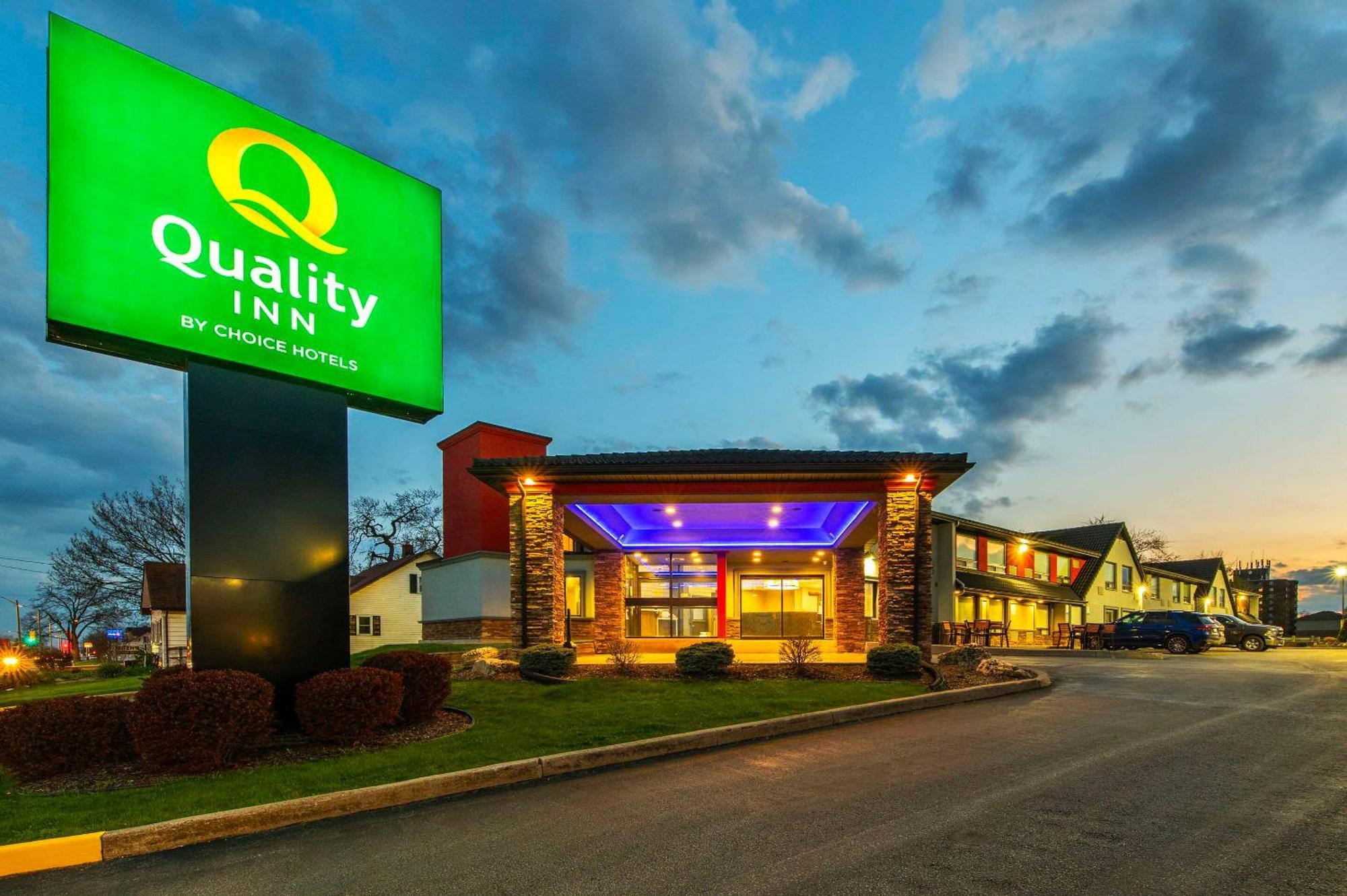 Quality Inn Лимингтон Экстерьер фото