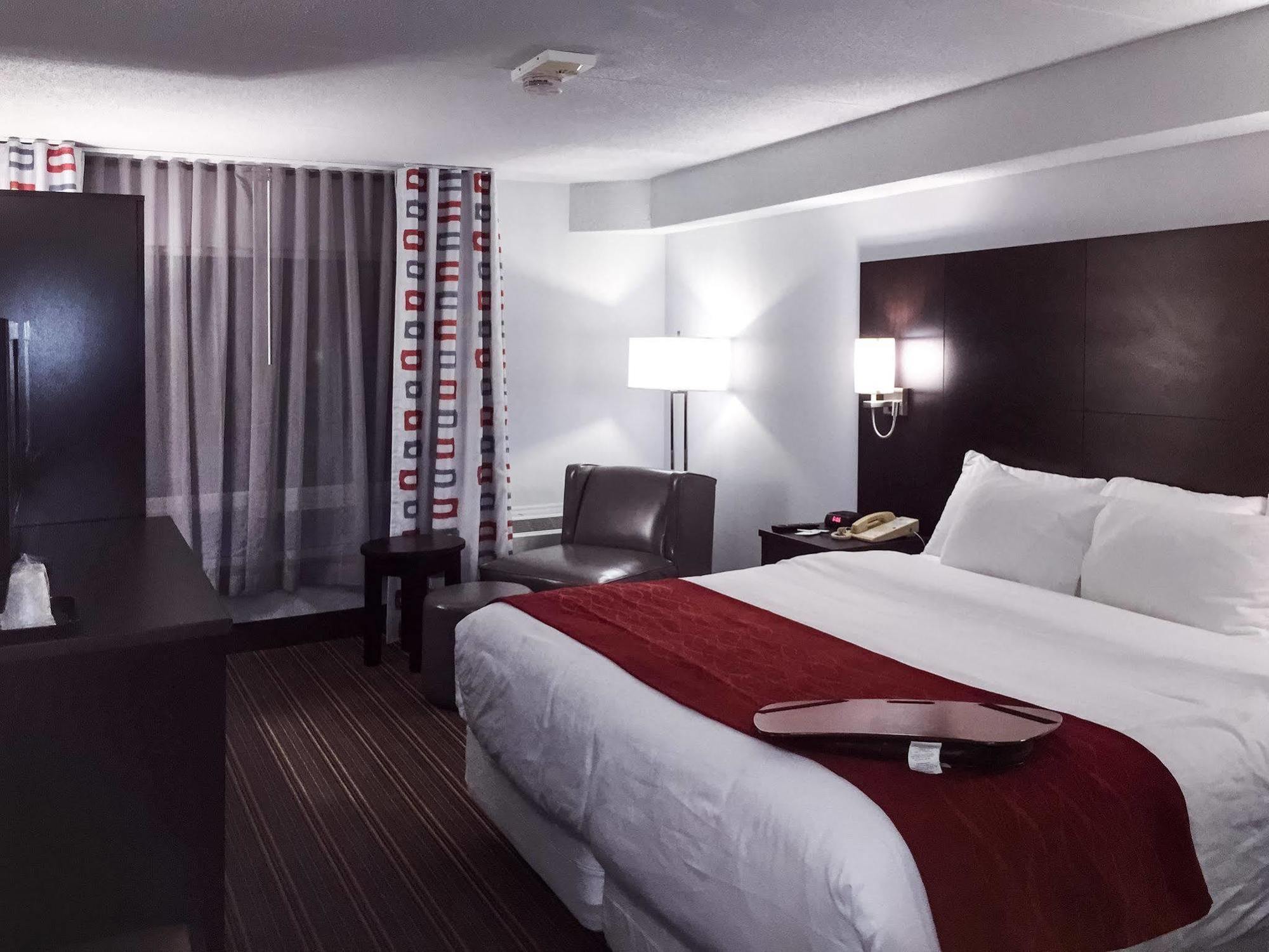 Quality Inn Лимингтон Экстерьер фото